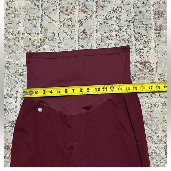 FIGS Maternity jogger scrub pants size Small Petite maroon - Picture 6 of 8